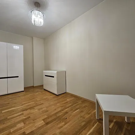 3-pok Klimasa 37a Komfort Balkon Garaz 아파트 브로츠와프